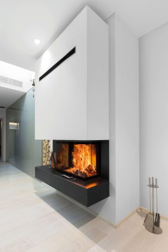 64x33x51 S3 2.0 háromüveges kandallótűztér liftes ajtóval fehér Keramott béléssel